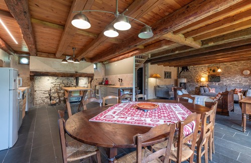 Adervielle-Pouchergues House | Holiday Home 'La Ketzerie in Adervielle' with Mountain View and Private Garden