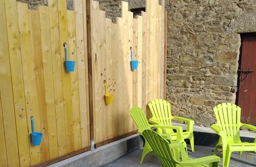 Saint-Carreuc House | Holiday Home "Do Mi Si La Do Ré" with Private Garden & Wi-Fi