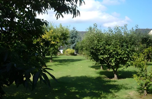 Cite House | Holiday Home 'Granit Cocoon By Madame Est Servie' with Terrace, Garden and Wi-Fi
