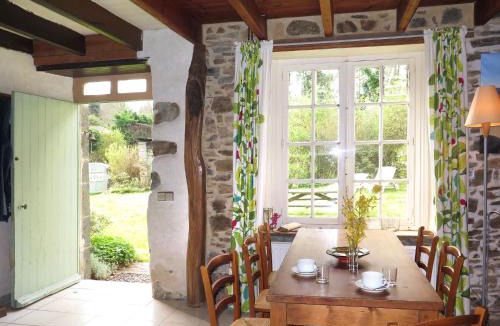 Plouha House | Holiday Home Gîte des Oiseaux by Interhome