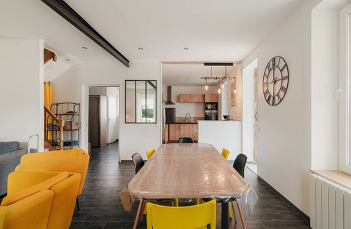 Ploubalay House | Holiday Home 'Gîte De La Tour' with Private Garden and Wi-Fi