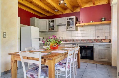 Lau-Balagnas House | Holiday Home "Gîte Chez Pascalette" with Mountain View, Private Terrace and Wi-Fi