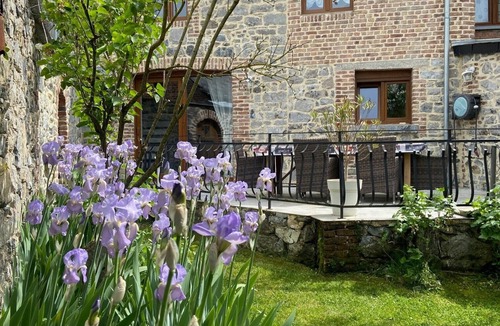 Fromelennes House | Holiday Home "Gîte Les Aubennes" with Private Terrace, Garden & Wi-Fi