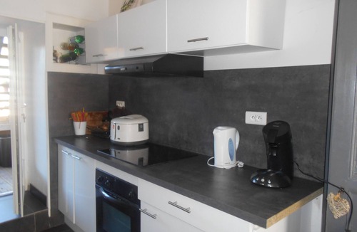 Louvie Juzon House | Holiday home in the mountains, private terrace not overlooked, fully equipped!