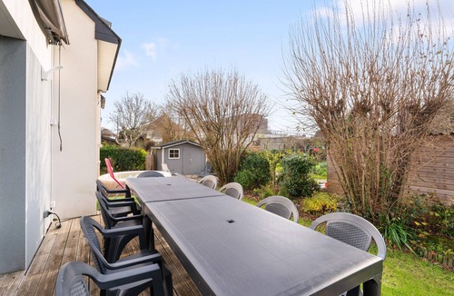Dinard House | Holiday Home 'Ker Marjac' 3 Stars, Wheelchair Accessible, Hot Tub, Wood Stove, Private Garden & Wi-Fi