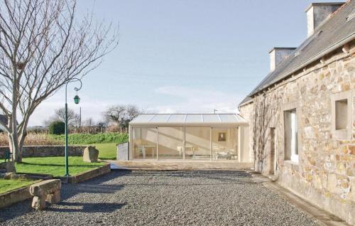 Kerbors House | Holiday Home Kerbors Wx-1650