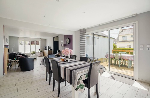 Matignon House | Holiday Home 'Kermat' with Private Terrace, Private Garden and Wi-Fi