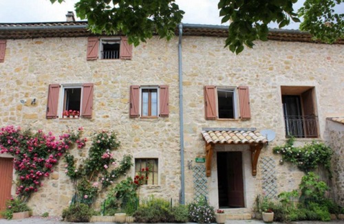 Peyroules House | Holiday Home 'La Bastide Des Moines' with Mountain View, Private Garden and Wi-Fi