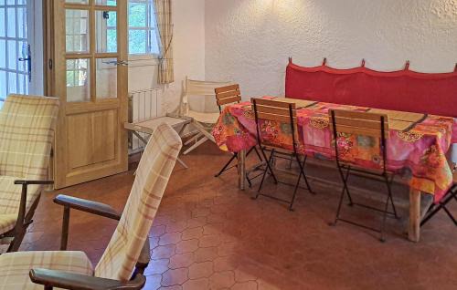 La Bouverie House | Holiday Home La Bouverie Mn-1486