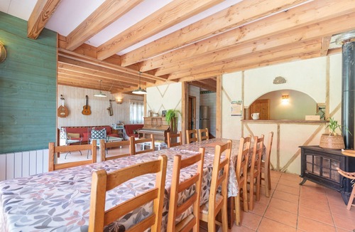 Herrere House | Holiday Home 'La Buena Onda' with Mountain View, Private Terrace and Private Garden