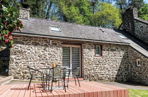 Saint-Glen House | Holiday Home La Fée Margot by Interhome