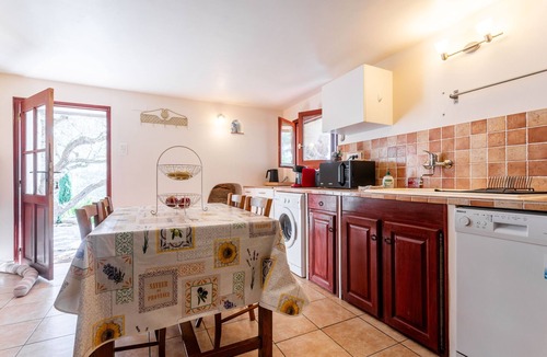 Collobrieres House | Holiday Home “La Fenière” with Mountain View, Private Terrace and Wi-Fi
