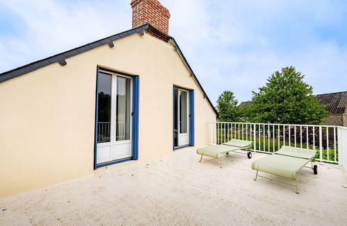 Saint-Vran House | Holiday Home 'La Maison Des Chevaux' with Private Terrace and Private Garden