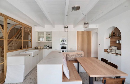 Plevenon House | Holiday Home “La Maison Du Cap” with Private Terrace, Wi-Fi, and Air Conditioning