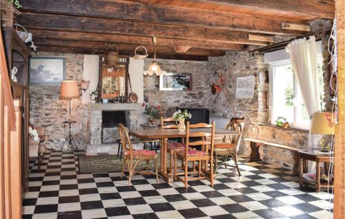 Le Faouet House | Holiday Home Le Faouet Ii