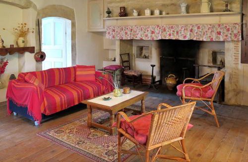 Nuzejouls House | Holiday Home Le Mas de Serre by Interhome