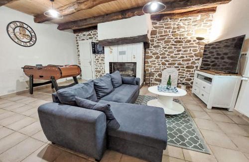 Saint-Glen House | Holiday Home Le Moulin de Glenn by Interhome