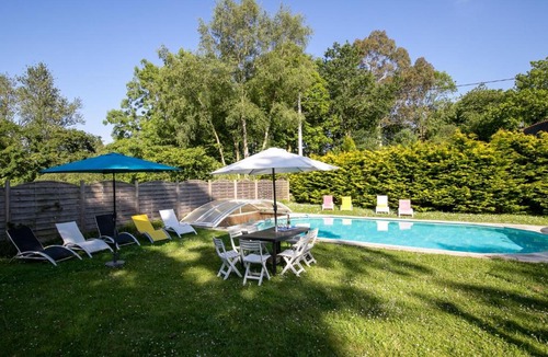 Ploumilliau House | Holiday Home Les Menhirs by Interhome