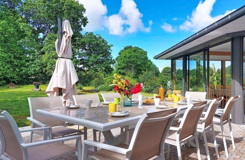 Ploumilliau House | Holiday Home Les Menhirs by Interhome
