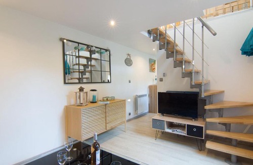 Dinard House | Holiday Home Les Petits Poissons by Interhome