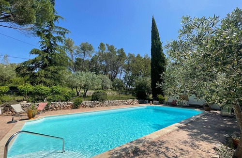 Draguignan House | Holiday Home 'Maison - Les Bergeries De Danielle' with Private Pool, Private Terrace and Wi-Fi