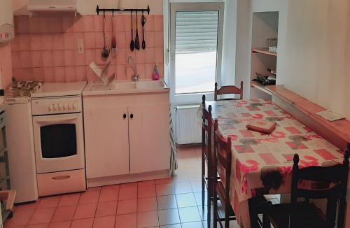 Nouart House | Holiday Home Nouart with Barbecue Garden, cleaning included