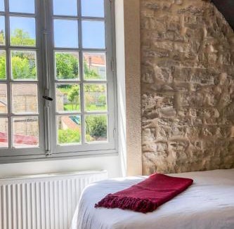 Viviers House | Holiday Home The Old Bakery by Interhome