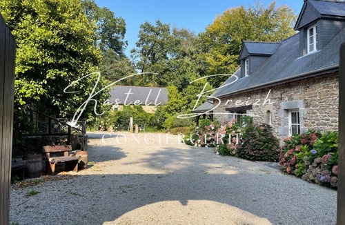 Saint-Gilles-Pligeaux House | Holiday house St Nicolas du Pélem for 1 - 2 persons with 1 bedroom - Holiday house