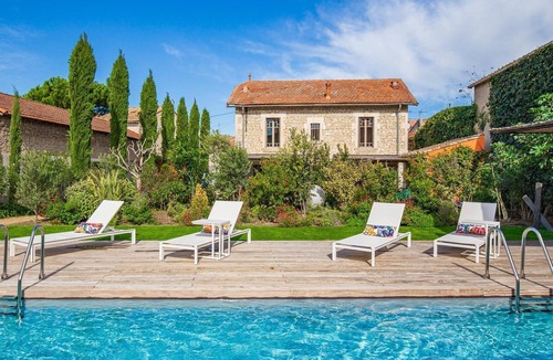 Cabannes House | Holiday house Cabannes for 1 - 10 persons with 5 bedrooms - Holiday home