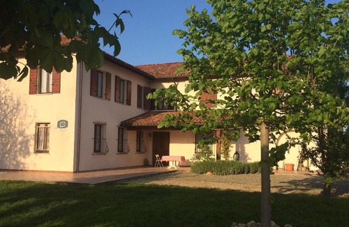 Montabone House | Holiday house Montabone for 1 - 6 persons with 3 bedrooms - Holiday house
