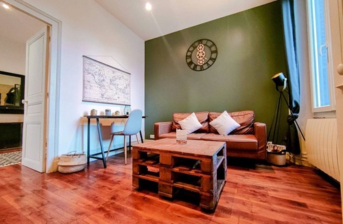 Moneteau Apartment | Home - L'Annexe - Séjour à Monéteau