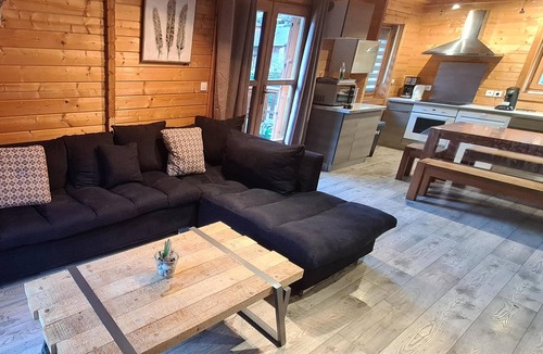 Orlu Ski Chalet | Homerez - Amazing chalet for 10 ppl. with jacuzzi, terrace and balcony at Orlu