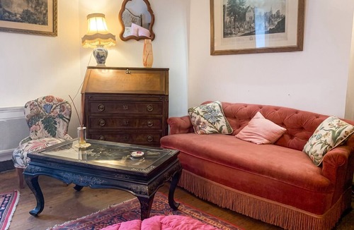 Sainte-Croix-Du-Mont Apartment | Homerez - Apt in Sainte-Croix-du-Mont
