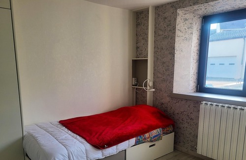 Villers-les-Nancy Apartment | Homerez - Apartement for 4 ppl. with garden and terrace at Villers-lès-Nancy