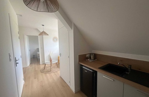 Bruz Apartment | Homerez - Apartment Bruz