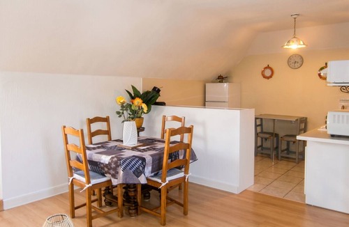 Lourdes Apartment | Homerez - Apartment in Lourdes
