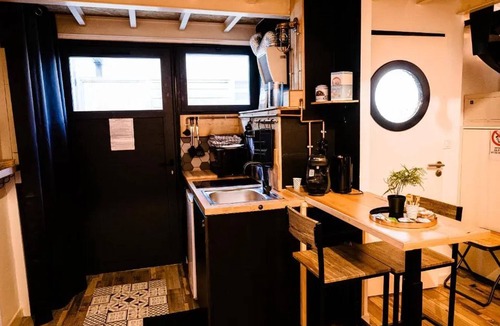 Troyes Apartment | Homerez - Apartment in Troyes