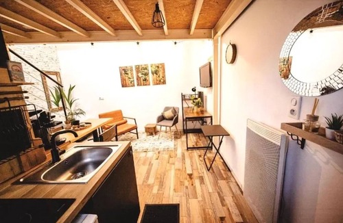 Troyes Apartment | Homerez - Apartment in Troyes