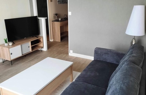 Reims Apartment | Homerez - Apartment Reims - Parking