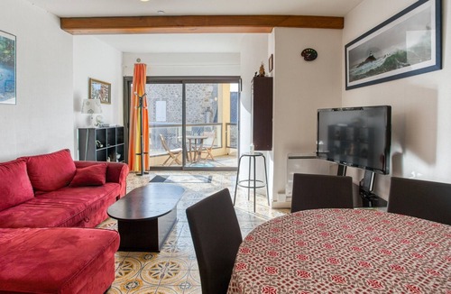 Saint-Jacut-de-la-Mer Apartment | Homerez - Beautiful appartement for 6 ppl. with terrace at Saint-Jacut-de-la-Mer