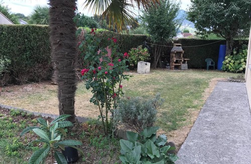 Lourdes Apartment | Homerez - Charming Apartment Lourdes Garden 65 m²