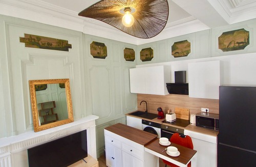 Auch Apartment | Homerez - Cozy Apartment in Auch