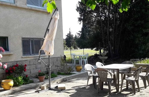 Meynes House | Homerez - Family House in Meynes with Private Garden