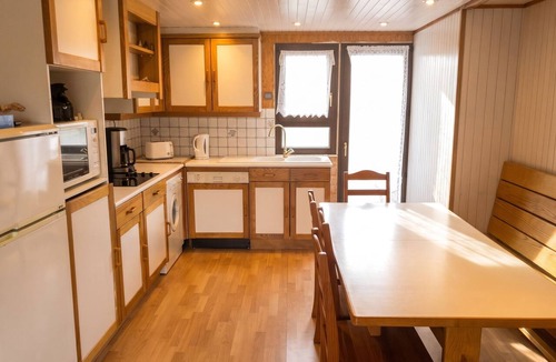 Giffaumont-Champaubert Ski Chalet | Homerez - Chalet in Giffaumont-Champaubert