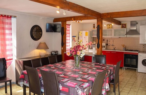 Sainte-Marie-de-Campan House | Homerez - House in Sainte-Marie de Campan