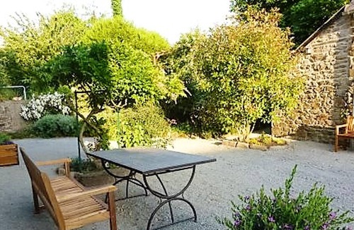 Pleudihen-sur-Rance House | Homerez - House 3 km away from the beach for 6 ppl. at Pleudihen s/Rance