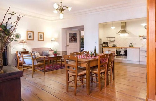 Kientzheim House | Homerez - House in Kientzheim, 70 sqm, Parking Included
