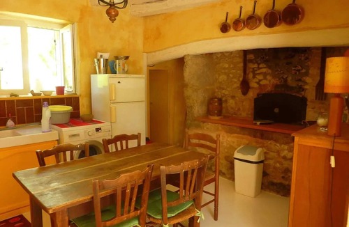 Les Junies House | Homerez - House, Les Junies