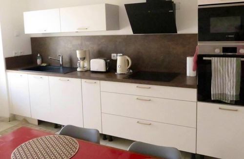 Roz-Landrieux House | Homerez - Nice house for 6 ppl. with swimming-pool and garden at Roz-Landrieux