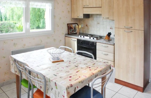 Trevou-Treguignec Apartment | Homerez - Spacious Apartment in Trévou, 100m², Sea View.